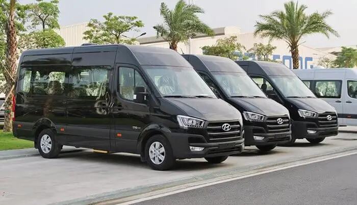 Xe 16 chỗ Vĩnh Hy đưa đón đoàn khách du lịch và công tác