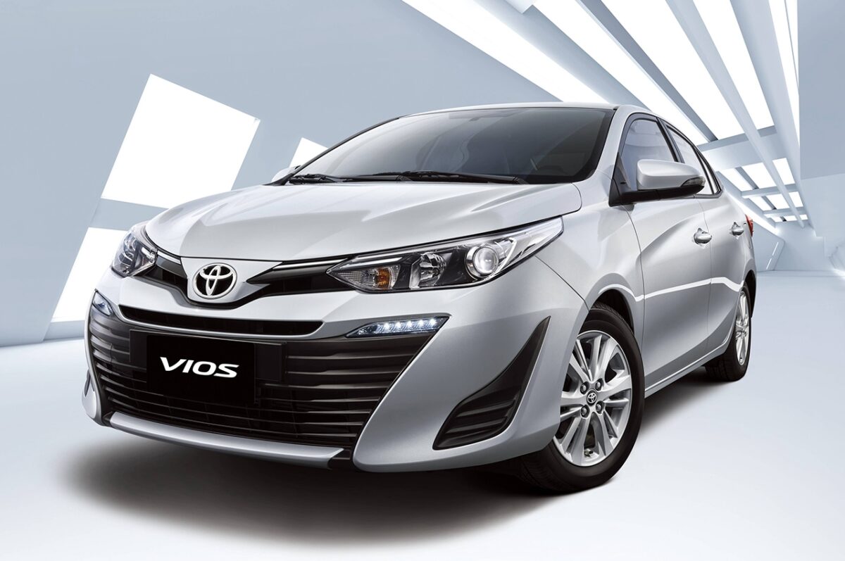 Cho thuê xe cưới Vios