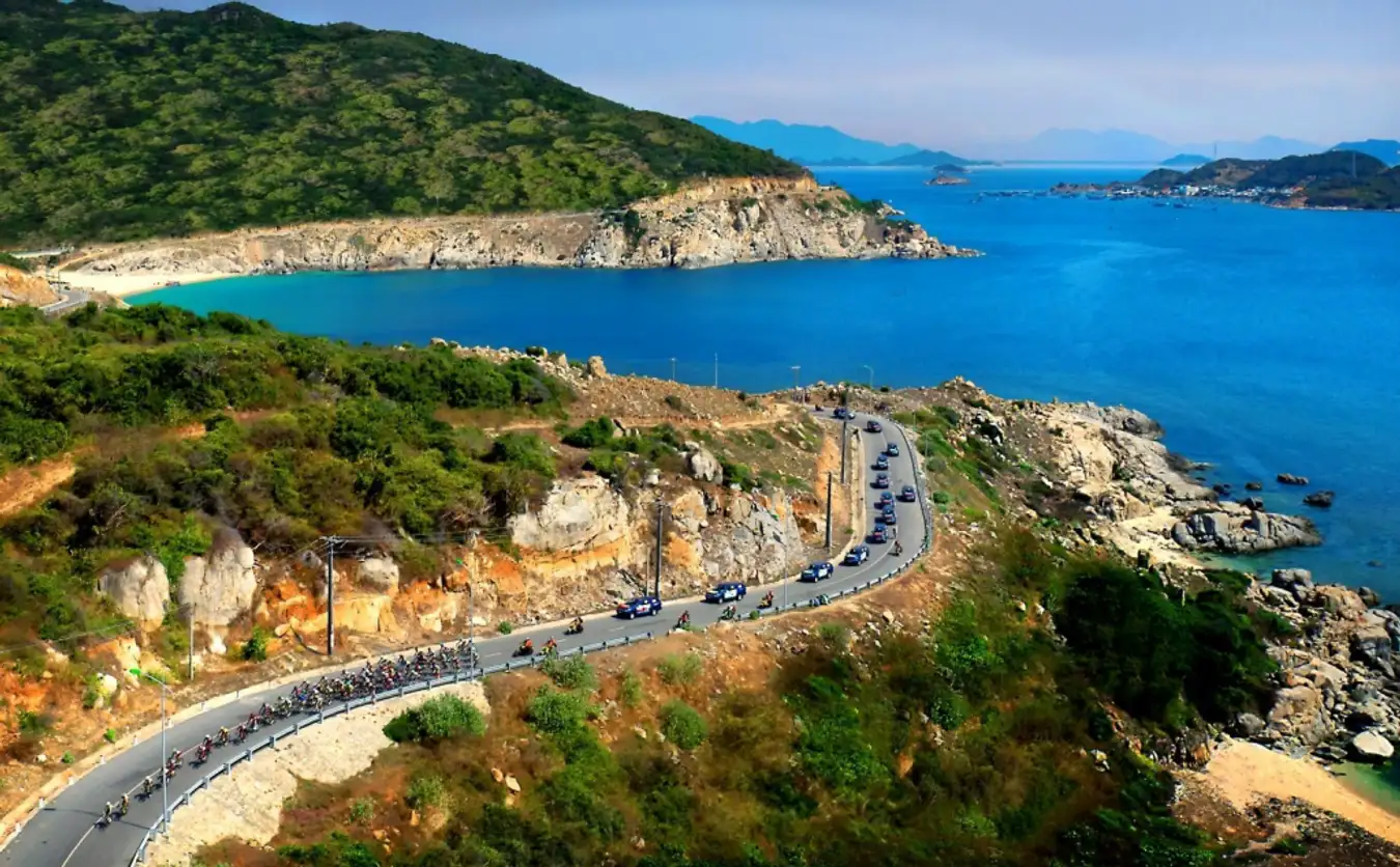 Xe hợp đồng Phan Rang đi Phan Thiết – Mũi Né giá rẻ, đón tận nơi, xe đời mới