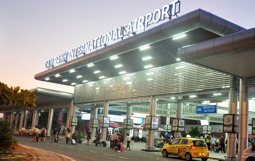 Taxi từ sân bay Cam Ranh đi Phan Rang đưa đón tận nơi, giá rẻ, xe đời mới