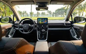 Taxi 7 chỗ Vĩnh Hy đi Nha Trang giá rẻ, xe đời mới, đón tận nơi