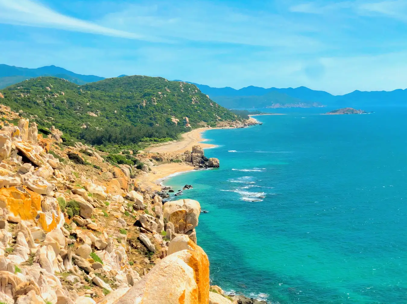 Taxi Cam Ranh đi Phan Rang, xe riêng 4 chỗ và 7 chỗ chất lượng cao
