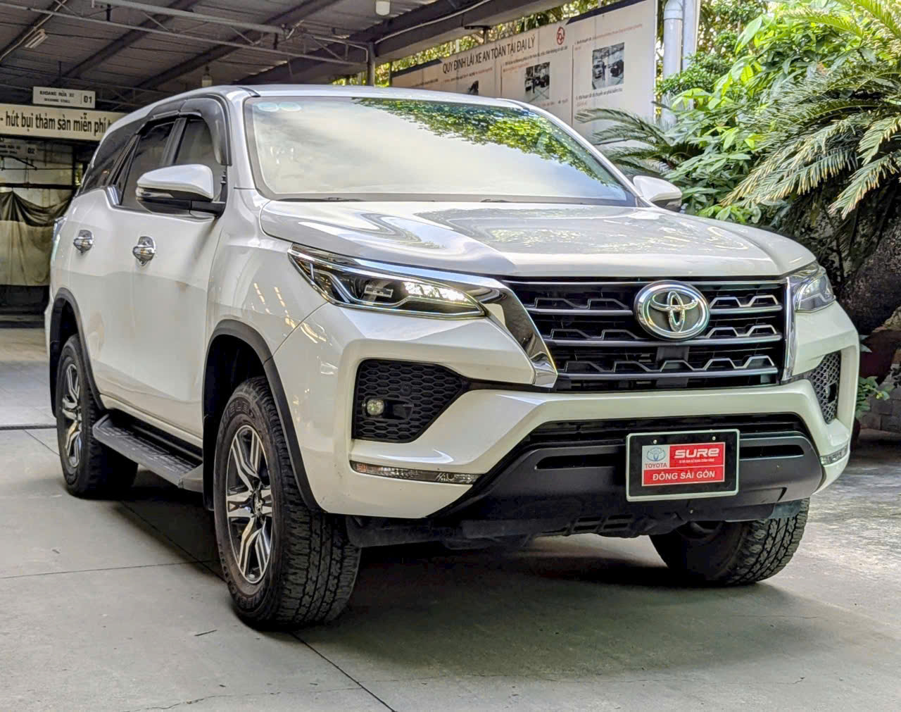 Taxi 7 chỗ đi Vĩnh Hy theo tour du lịch